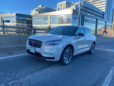 2022 Lincoln Corsair GT Plug-In Hybrid - Take Over My Lease