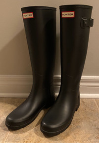 Hunter Boots ‘Tall Refined’  Size 6 Women’s Brand New