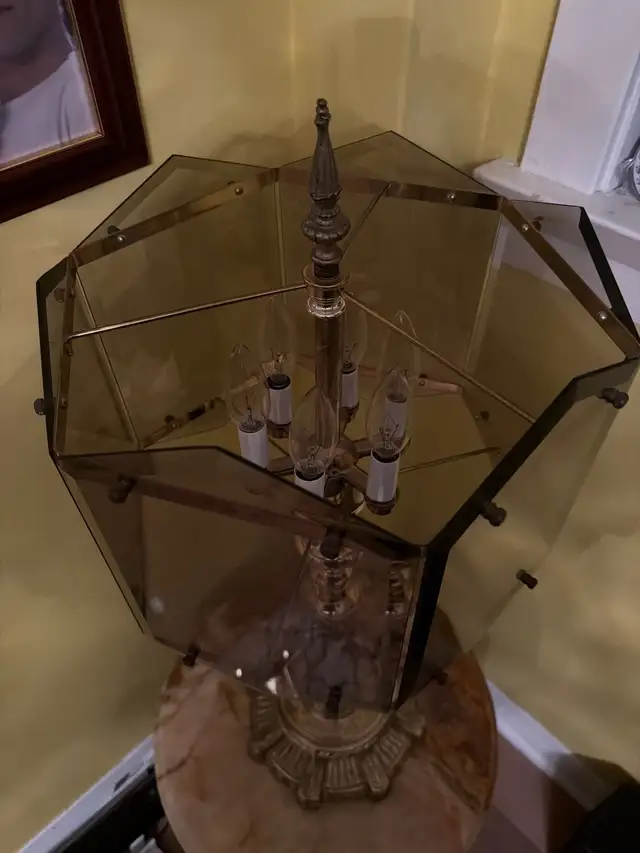 2 Vintage Brass and Glass Table Lamp in Indoor Lighting & Fans in Mississauga / Peel Region - Image 3
