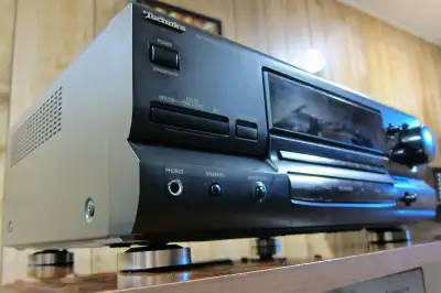 TECHNICS SA-G76 STEREO AV RECEIVER 110 + 110 RMS WATTS, View more