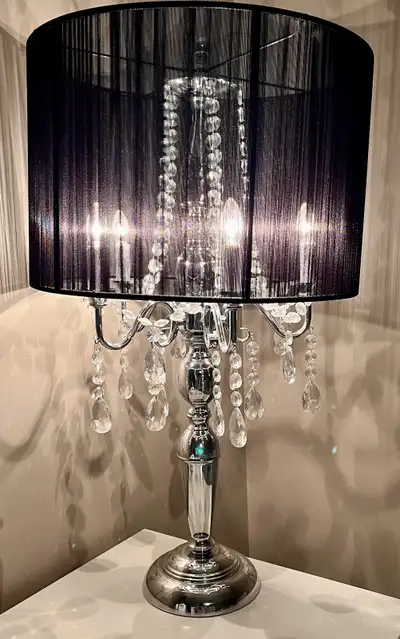 Beautiful Black & Crystal Lamp in New condition, View more