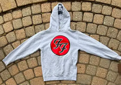 Foo Fighter Hoodie Men Sz S, View more