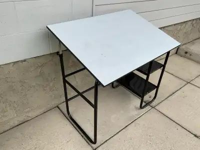 Basic desk (craft/draft with incline adjustable top), View more