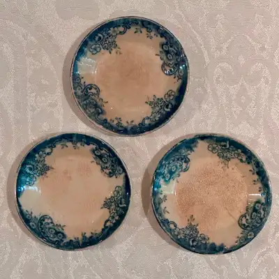 Three small "Flow Blue" small transfer-ware dishes (3 for $5), View more