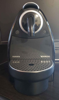 Nespresso Essenza Automatic Espresso Maker Black Type C101 excel