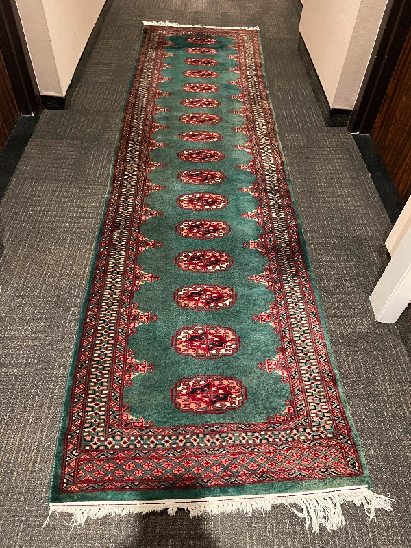 PURE WOOL RUNNER RED &GREEN in Rugs, Carpets & Runners in Ottawa