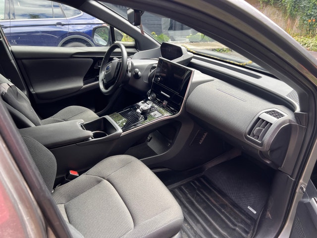 Subaru Solterra 2023 (modèle de base) — photo 3