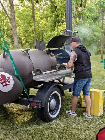 Professionally built in Alberta by Lewis Manufacturing, this 250 gallon trailer-mounted traditional...
