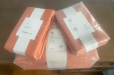 Crate and Barrel bedding set Brand New, View more