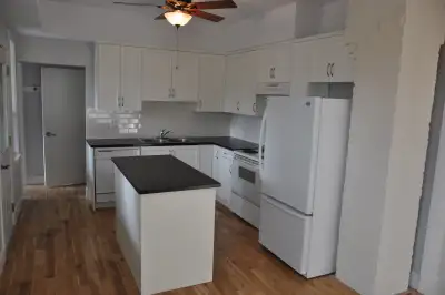 Available April 1. Updated 2 bedroom, 1 bathroom unit in duplex within the Abbott Street heritage di...