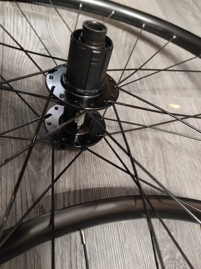 State Bicycle Company All Road 650b 27.5 wheelset in Frames & Parts in City of Toronto - Image 4