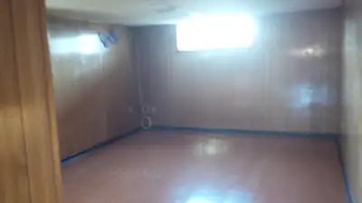 LEGAL UNIT-WALK OUT- GROUND LEVEL HOUSE FOR RENT
