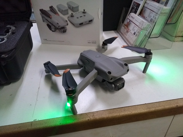 DJI Air 2s in Hobbies & Crafts in Kitchener / Waterloo - Image 2