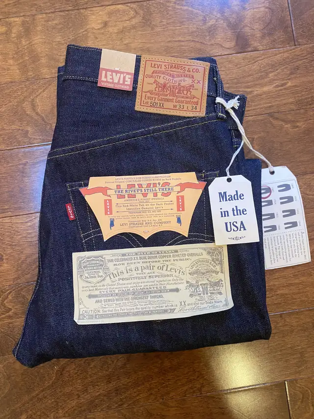 Levi's Vintage Clothing 1947 501XX – Cone Mills Red Selvedge Den