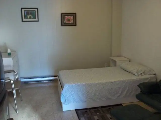 CHAMBRES À LOUER CAUSAPSCAL in Room Rentals & Roommates in Rimouski / Bas-St-Laurent - Image 5