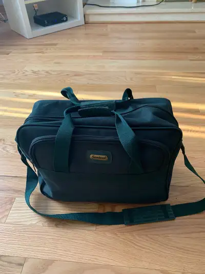 Small green travel bag (easy attachment to stroller bag), View more