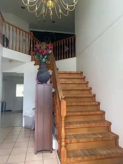 This is a shared room listing. Welcome to our beautiful home, we are a house hold of 8 individuals (...