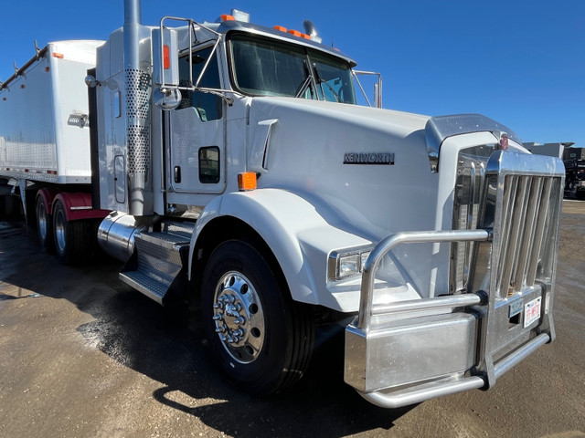 2014 KENWORTH T800 in Heavy Trucks in Edmonton - Image 4