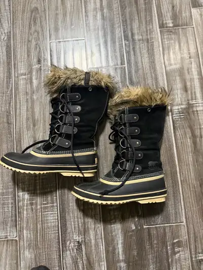 Women’s Sorel Boots Size 9, View more