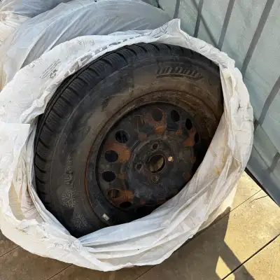 Set of 4 winter tires for Honda fit used one winter only.
