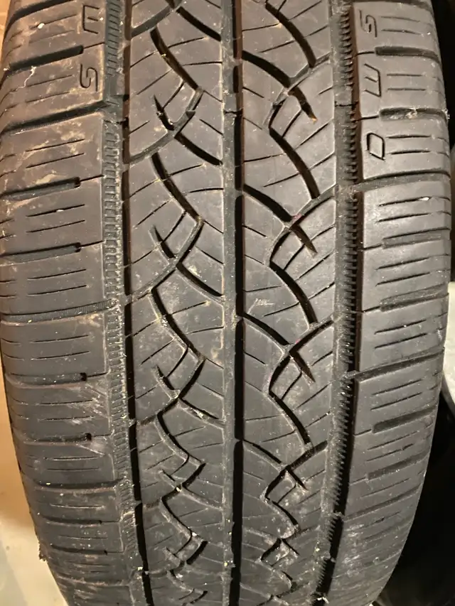 215/65R/16 All Season Tires (2) in Tires & Rims in City of Halifax - Image 4