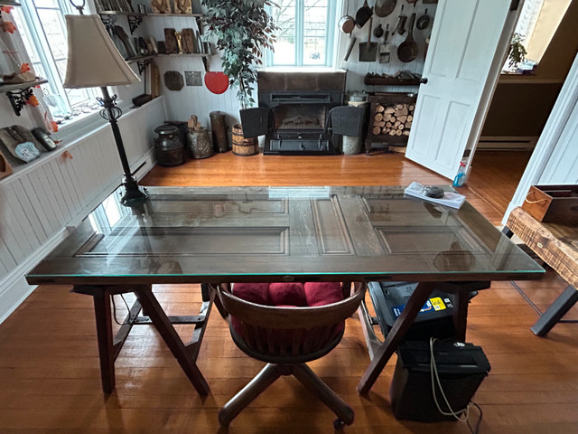 Bureau fabriqué avec objets antique dans Bureaux  à Ville de Québec - Image 3