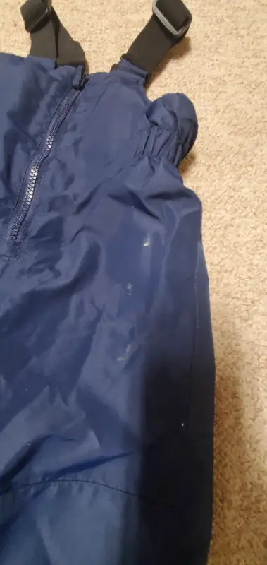 Disney brand Tigger complete Snowsuit – 12-18 months in Clothing - 12-18 Months in Saskatoon - Image 7