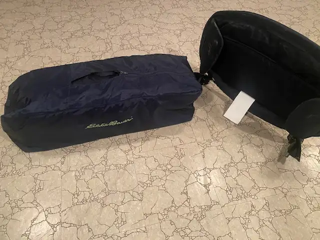 Bassinet / Portable Crib / Playpen / Berceau in Cribs in City of Montréal - Image 6