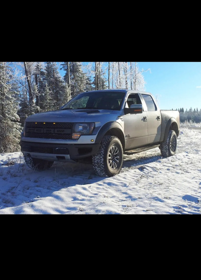 Price drop.  First 15 000$ takes it.  2013 Ford Raptor/Wrangler