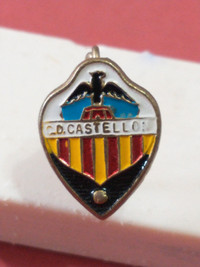 CD Castello Spanish football club lapel pin