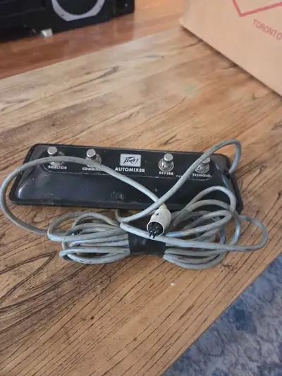 Peavy 4 button automixer foot switch, View more