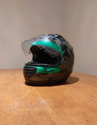 Arai Motorcycle Helmet (Sm.)
