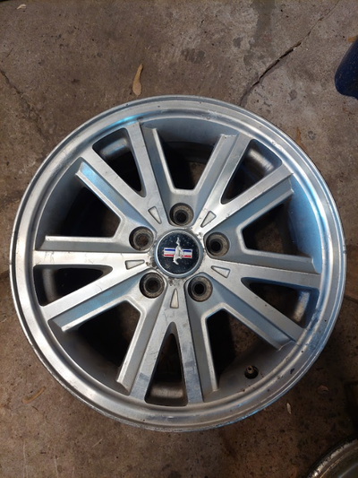 3 Mustang rims 16 inch 5 bolt 60$ for one 150$ for all 3