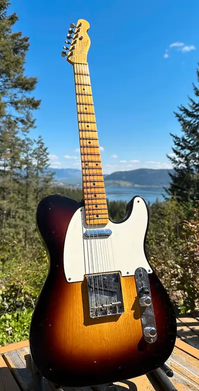 Purchased this guitar new from Eddies Guitars This is a killer Telecaster so price not negotiable. T...