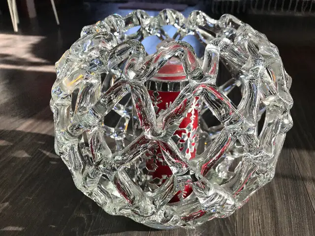 OVAL GLASS VASE in Home Décor & Accents in Grande Prairie - Image 5