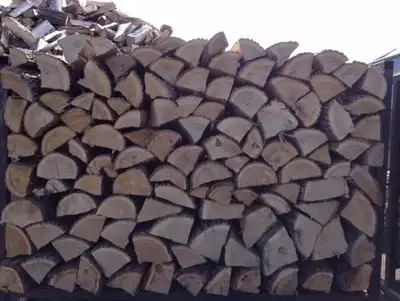 BOIS DE CHAUFFAGE A VENDRE/FIREWOOD FOR SALE, View more