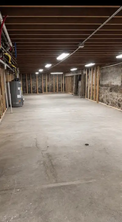 Available for rent is a spacious 1500 square foot storage area, heated for climate control, making i...