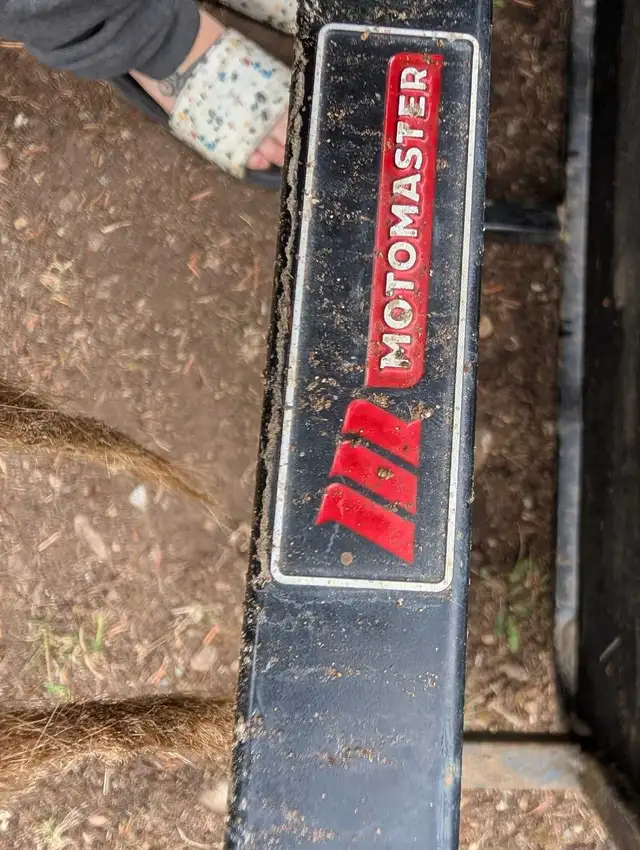 Moto Master Hitch Basket in Other Parts & Accessories in Nanaimo - Image 4