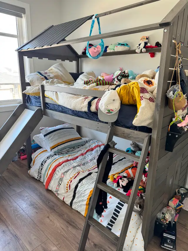 Kids Wooden Bunkbeds in Beds & Mattresses in Winnipeg - Image 3