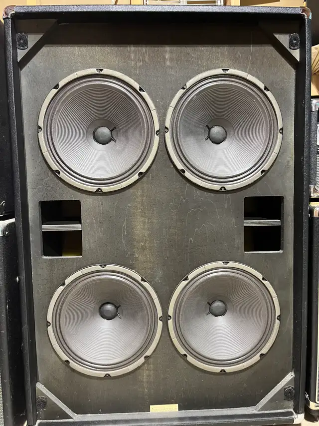 AMPEG V2 FULL STACK MINT in Amps & Pedals in Oshawa / Durham Region - Image 5