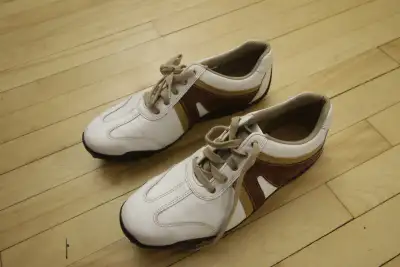 Footjoy Men’s 10 Golf Shoes, View more