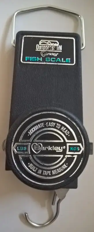 Vintage Berkley Outdoorsman Fish Scales With Measuring Tape