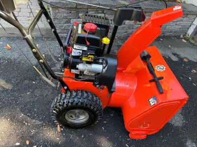SNOWBLOWER ARIENS / SOUFFLEUSE , View more