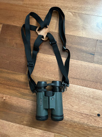 Vortex viper 10x42 binoculars (harness)
