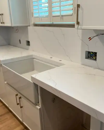 *****CONTAINERS OF ONYX & MARBLE SLABS***** ✅✅ SLABS STARTING FROM $500 We Carry Large Selection of...