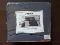 Krinkle King Duvet Cover Set charcoal grey/ensemble housse gris