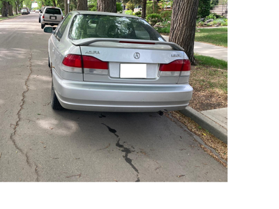 2000 Acura 1.6 EL, run and drive . rear brake not working recently due to the brake line rotted caus...