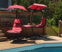 Swinging Patio Lounge Chair x2