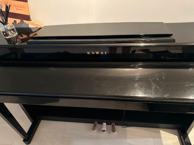 Quality Pre-owned Digital Piano KAWAI CS7 in Pianos & Keyboards in Burnaby/New Westminster
