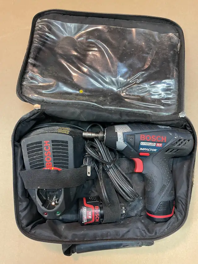 Bosch compact Hammer Drill in Power Tools in Cambridge - Image 2